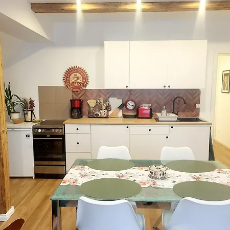 Radler-rast Am Elberadweg, 3 Schlafzimmer Apartmán Rogatz